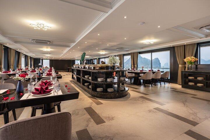Fra Hanoi: 2-dages 5-stjernet Lan Ha Bay Cruise med privat balkon