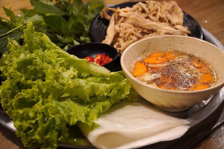 Saigon Michelin Food Tour em scooter com cavaleira | KissTour