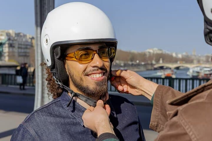 Paris: Private Vintage Sidecar Tour with Pick-Up at your Hotel