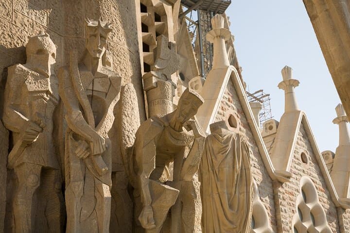 Sagrada Familia Skip the Line Guided Tour
