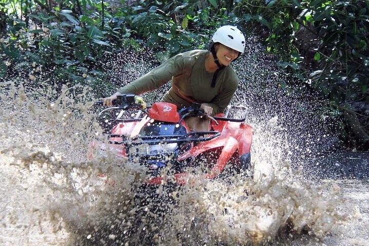Bali：ATVライドアドベンチャーと水上ラフティング体験