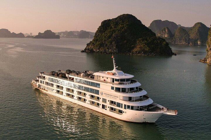 Melhor Halong Bay Day Cruise de Hanói com Buffet Lunch & Jacuzzi