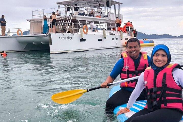 Langkawi Sunset Cruise mit Buffet Abendessen Jacuzzi & Hotel Abholung