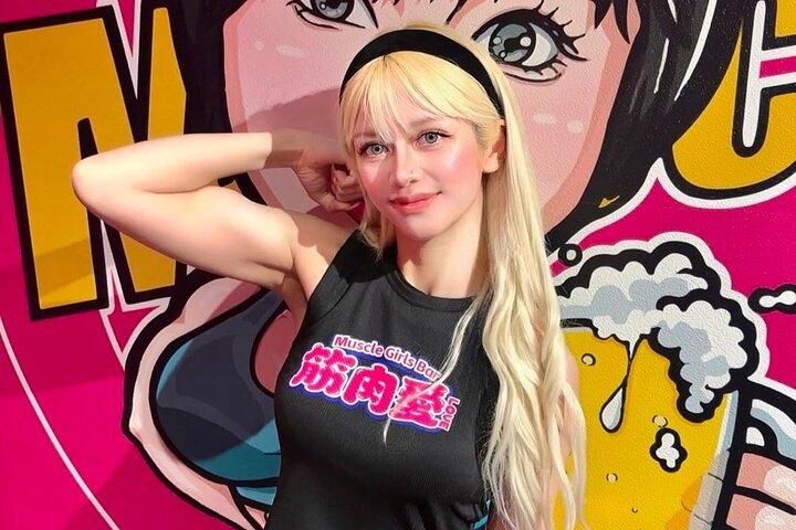 大阪の筋肉少女と心ゆくまで飲み干す