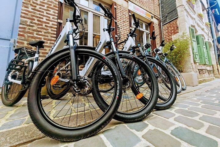 Udlejning af el-cykler i Honfleur