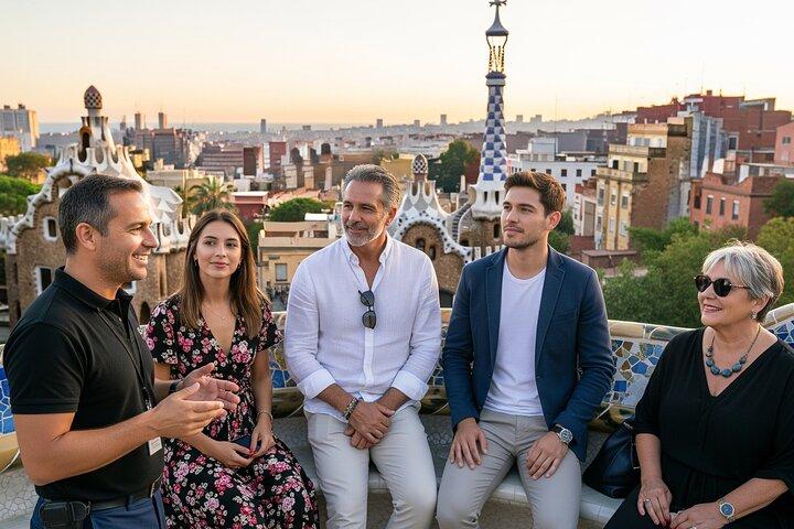 Tour Gaudí Privado de Barcelona : Sagrada Familia & Park Güell