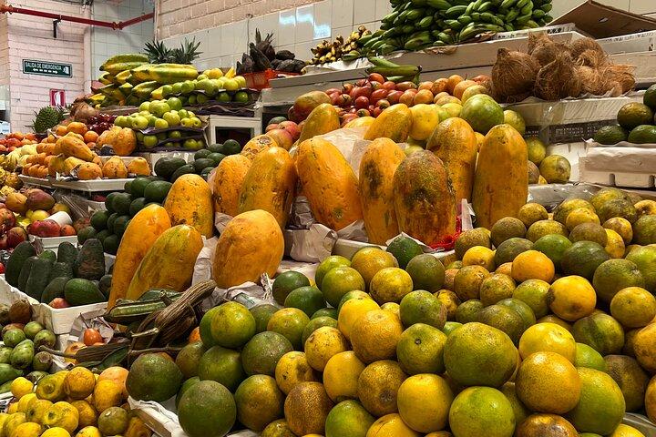 Probieren Sie Ecuador: Eine kulinarische Reise durch Quito