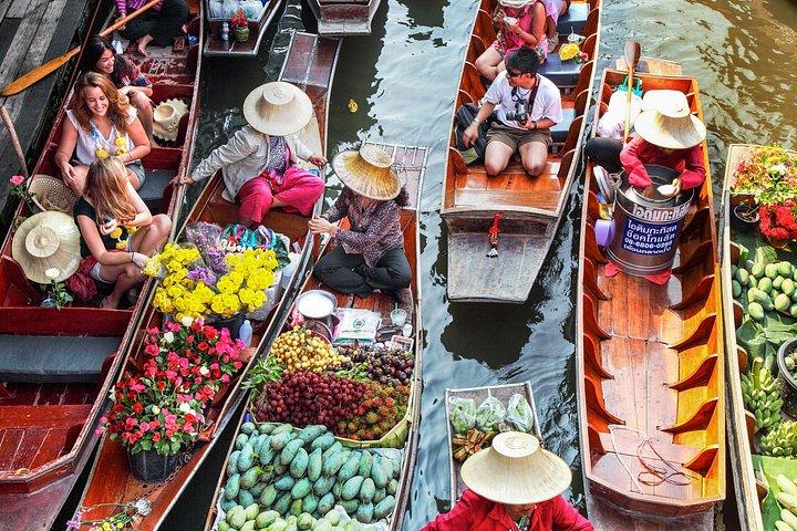 Thailand Market Discovery Maeklong Damnoen Saduak aus Bangkok
