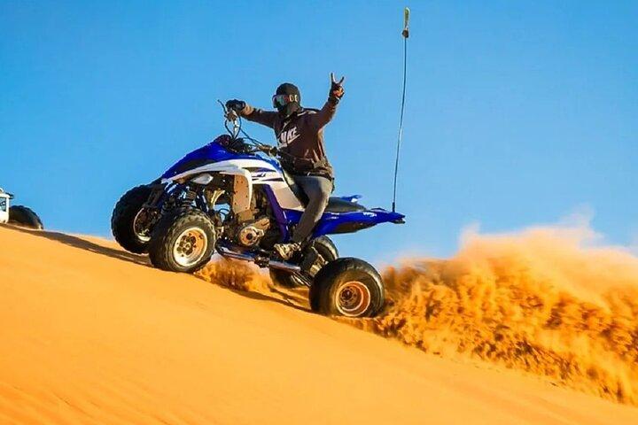 Dubai Desert Safari met ATV Quad Bike, Buggy Ride en Camel Ride