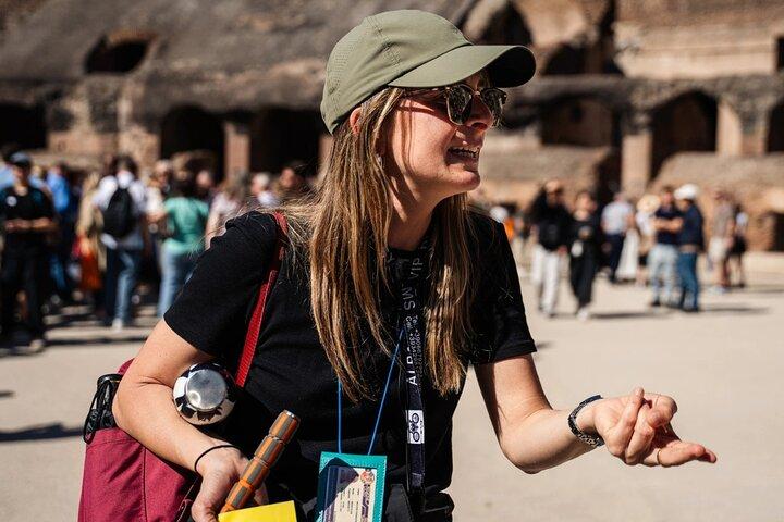 Gladiatori & santi: Tour dell'Arena del Colosseo e della Prigione di San Pietro