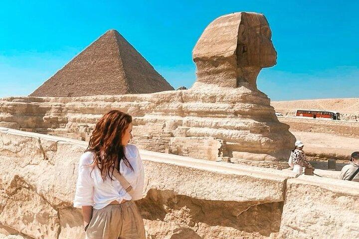 Giza Pyramids Grand Egyptian Museum och Nilen Middagskryssning