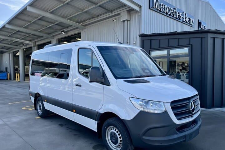Auckland Airport Transfer To and From City Center