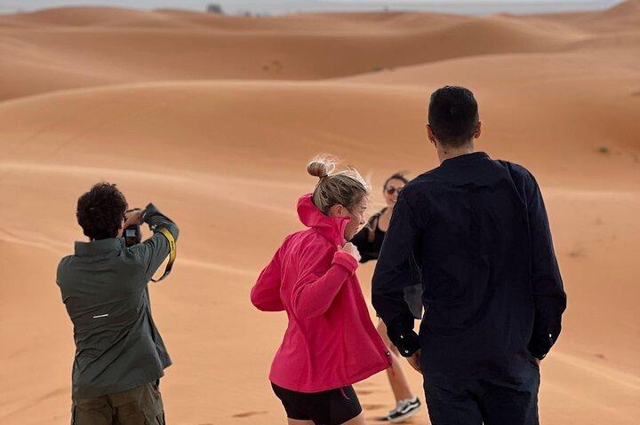 Excursão privada de jeep no deserto de Merzouga, almoço com pizza berber