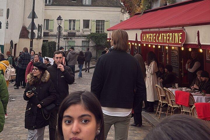 Esplora Montmartre e Sacre Coeur con le migliori guide di Parigi
