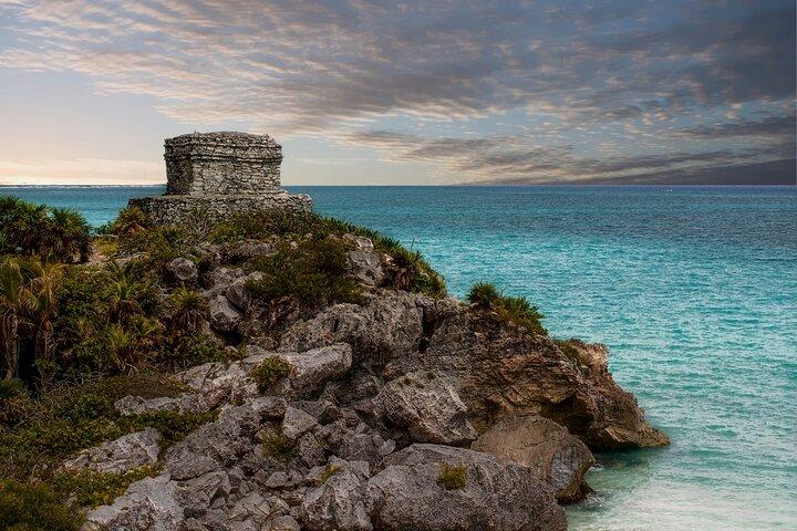 Tulum destaca temprano fácil y libre de multitudes