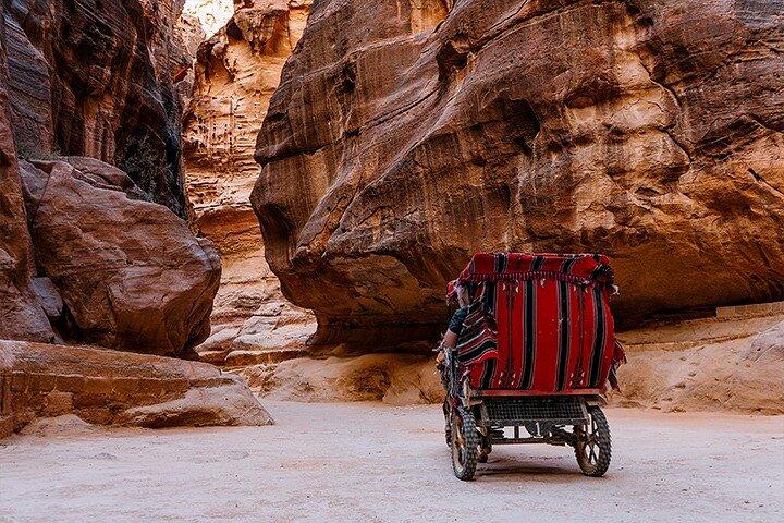 Private Back Trail Tour durch Petra ab dem Kloster