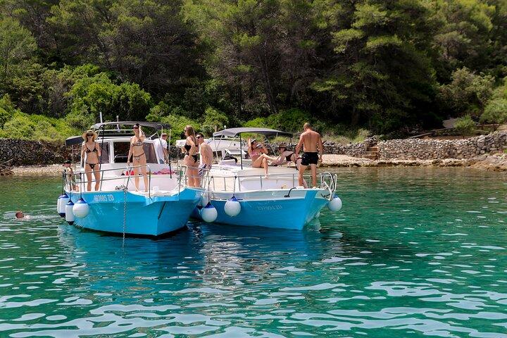 Zadar : Traditionele boot halve dag eilandhoppen
