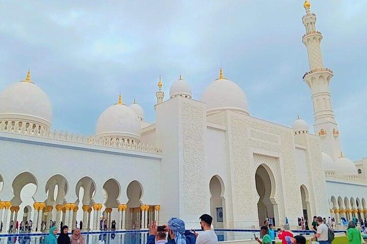 Tour pela cidade de Abu Dhabi a partir de Dubai