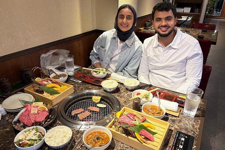 浅草と和牛、地元ガイドと食べ歩き＆体験