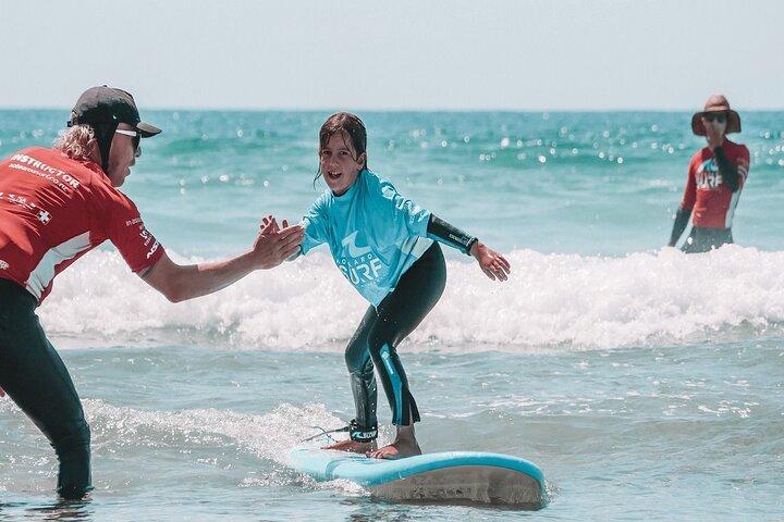 Aulas de surf profissional no Beach Club TLV em Tel Aviv