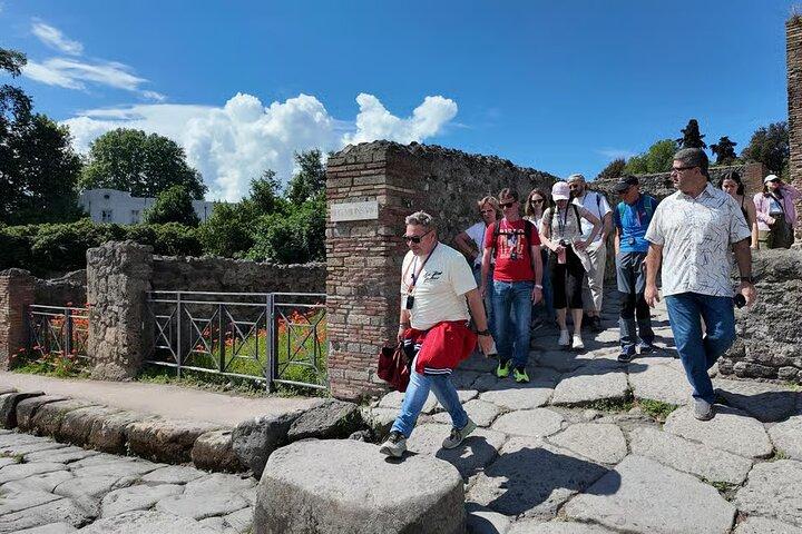 Pompeji-Rundgang: Eine Reise durch die Geschichte der versunkenen Stadt