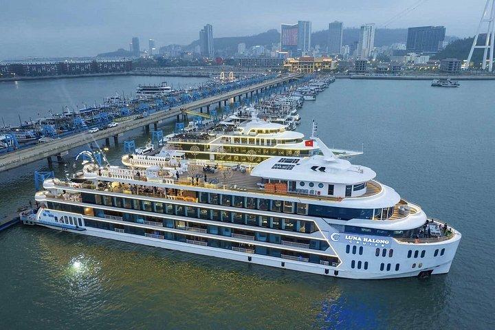 ハロン国際港発ベストプレミアムハロン湾クルーズ