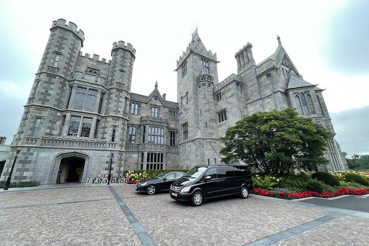 Privater Transfer vom Flughafen Dublin oder Dublin nach Adare Manor