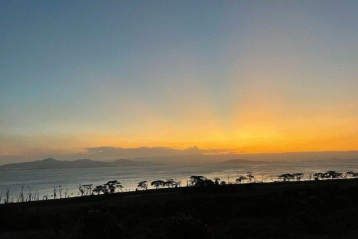 Nairobi: Crescent Island Walking Safari and Lake Naivasha