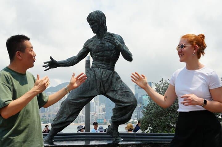 Hong Kong Half Day Tour with a Local: 100% Personalized & Private