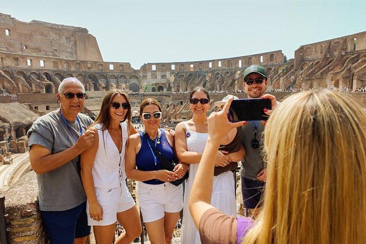 Lille gruppe Colosseum, Roman Forum & Palatine Hill Tour