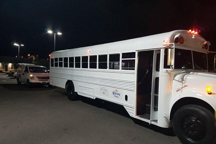 Bahamas Funtastic Party Bus Tours
