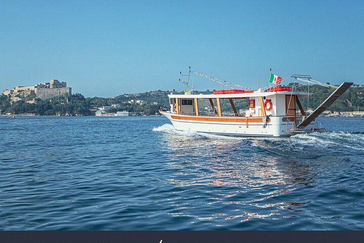 Bezoek de onderwaterstad Baia met een boot met transparante kiel.