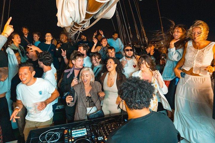 Lissabon Boat Party med udsigt, og solnedgang sejlads