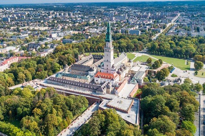 Tour de un día por Wadowice y Czestochowa desde Cracovia
