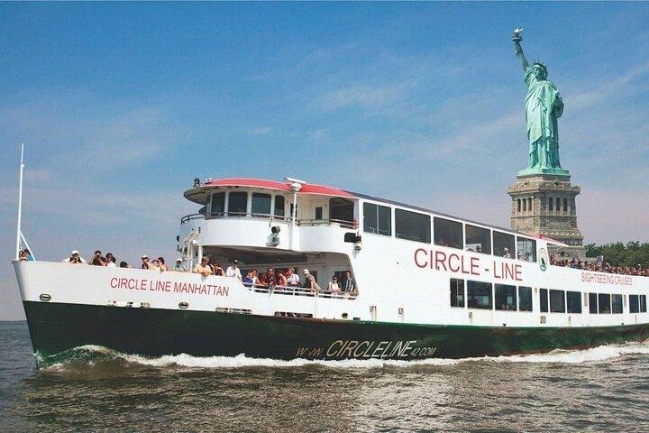 NY：エンパイアステートビル、リバティクルーズ、ホップオン・ホップオフツアー