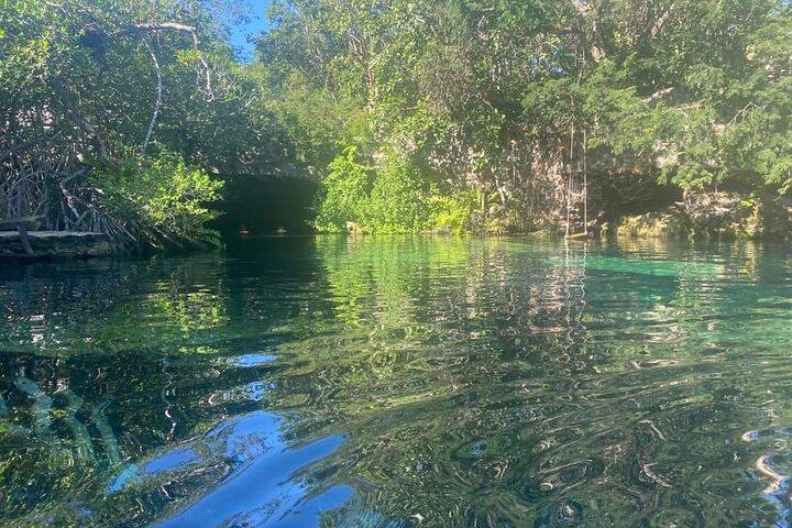 Águas Sagradas: 3 Cenotes e lagoa escondida de Cancún