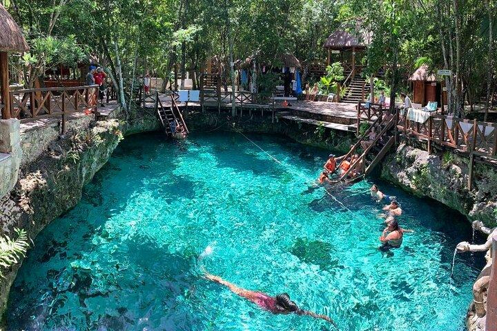 Águas Sagradas: 3 Cenotes e lagoa escondida de Cancún