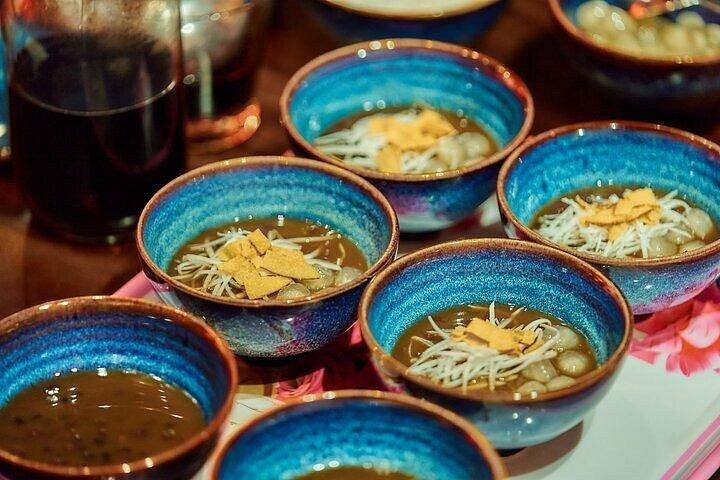無料送迎付き隠れヴィラでハノイ料理教室