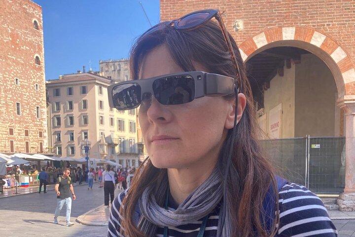 Verona Capitolium Time Machine en AR-Tour con arqueólogo