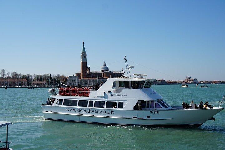 Transporte de ida e volta de Punta Sabbioni para Veneza e San Marco