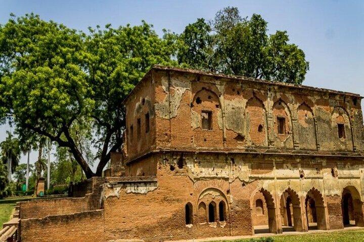 Lucknow : Visita cultural a pie con aperitivos locales (Visita guiada)