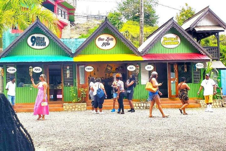 Bob Marley Nine Mile Entrada e Visita guiada de Ocho Rios