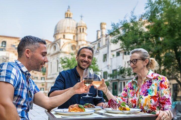 Veneza Evening Food Tour: Bites, bebidas e jantar de sentar-se