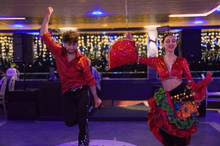 Istanbul Bosphorus Dinner Cruise with Turkish Night Show