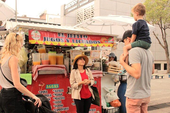 Eet als een lokale Mexico-stad Verhalen in elke hap Coyoacán