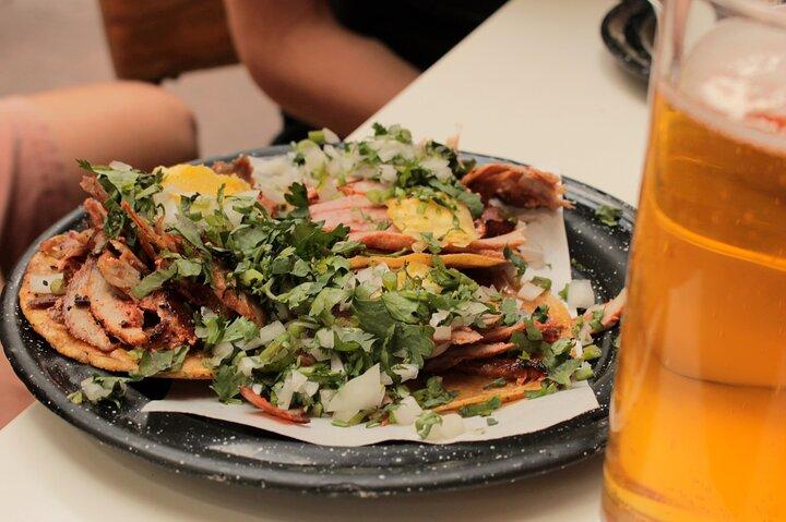 Ät som en lokal Mexico City berättelser i varje tugga Coyoacán