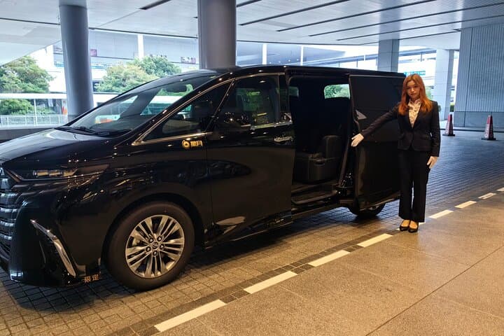 Transfer from Osaka City Hotels to Kansai Airport