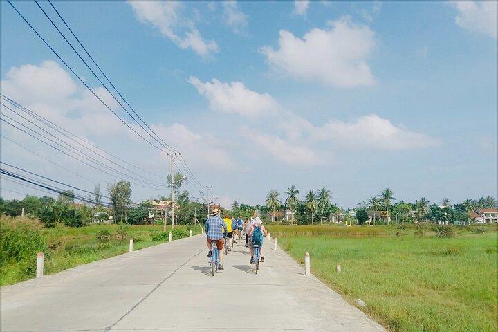 Oplev den skjulte charme af Hoi An's landskab på en cykeltur