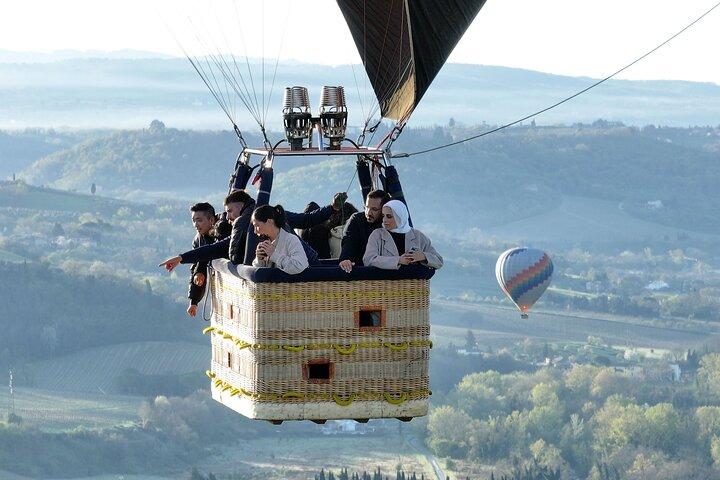 Oplev Toscanas magi fra en luftballon