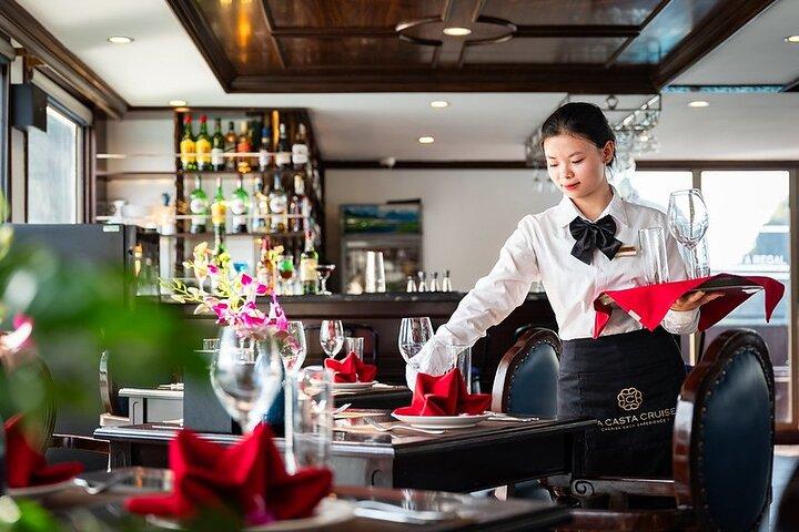 5-sterrencruise Halong, Lan Ha Bay - 2D1N-tour vanuit Hanoi